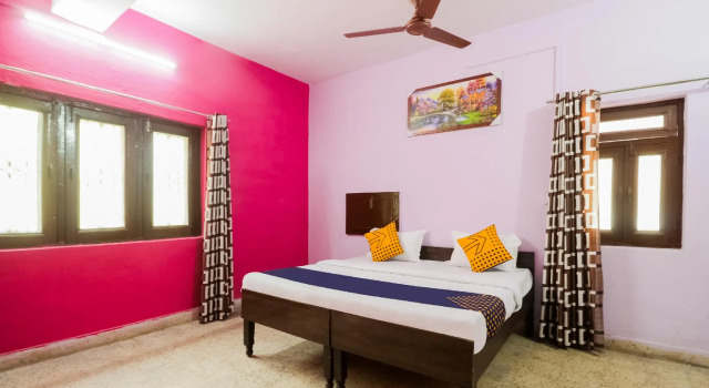 SPOT ON 66279 Hotel Luv Palace, Prenota Hotel Rewari Haryana
