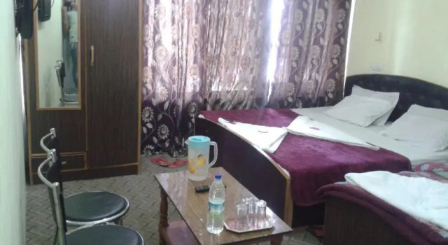 Hotel Al Sammad, Забронировать Отель Сринагар Jammu & Kashmir Ski