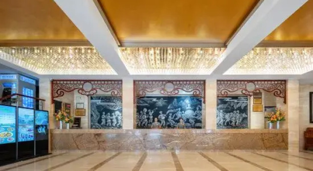 Phoenix International Hotel (Fenghuang Ancient Town Branch), Rezervovat Hotel Hotely v Feng-chuang s parkováním, Parkování