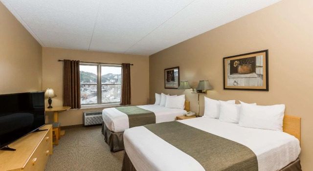Четырёхместный люкс Travelodge by Wyndham Deadwood