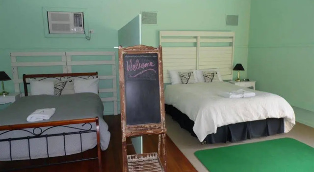 Country Bed and Breakfast, Book Hotel Hotels in Camperdown with Parking, Parking