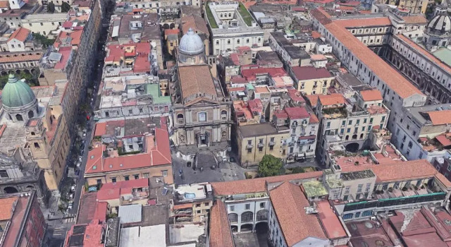 DonnaRé Casavacanza - Historic Center of Naples, Забронировать Отель Отели Неаполя с завтраком, рядом с Кафедральный собор Неаполя, Завтраки