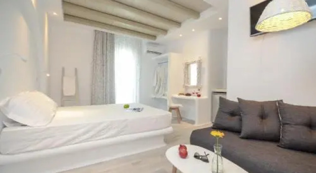 Naxian Spirit Suites & Apartments