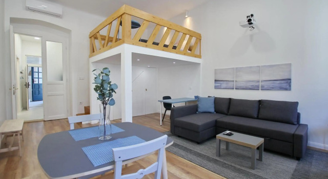 Stylish&spacious studio in the heart of Budapest, Забронировать Отель Будапешт 
