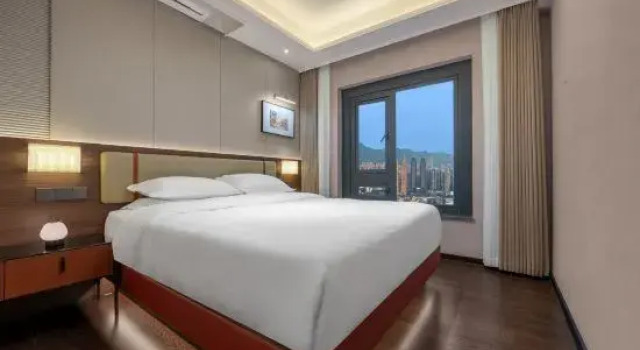 Люкс Kongshanxia · NONE Two Room Suite Holiday Homestay（Hongyadong Jiefangbei Pedestrian Street）