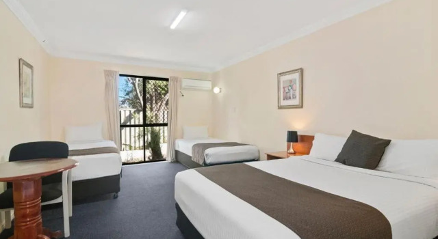 Семейный номер Standard Econo Lodge Waterford