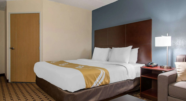 New Prague Inn & Suites, New Prauge, Забронировать Отель Отели Нью-Праг с бассейном, Бассейн