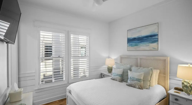 Buckeye On The Beach Gulf Front Seaside, Fl Right Next To Town Center, Sleeps 10! 4 Bedroom Home by RedAwning, Prenota Casa vacanze Santa Rosa Beach Emerald Coast