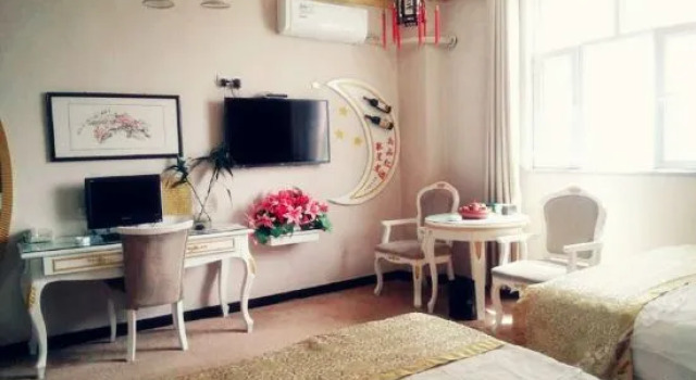Yangzi Shuidu Hotel Tazhong Road, Prenota Hotel Hotel a Xinjiang con parcheggio, Parcheggio