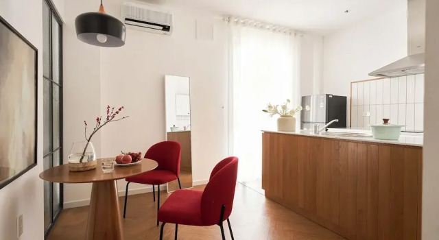 Номер Deluxe с видом на город M Village Hotel Hai Bà Trưng, a brand of Modern Village Lifestyle