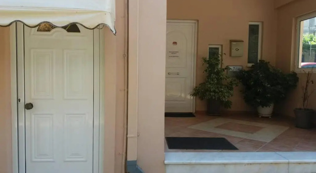 City studio, Prenota Hotel Hotel a Peloponneso con parcheggio, Parcheggio