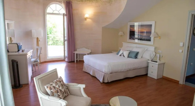 Полулюкс Hotel Faro de San Vicente