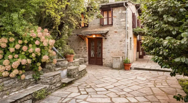Коттедж Meli Sea-view Cottage