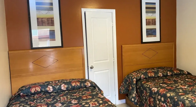 Offshore Motel