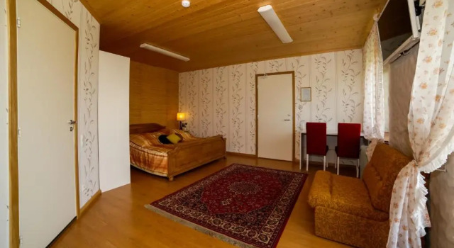 Puise Nina Guest House, Rezerwuj Pensjonat  