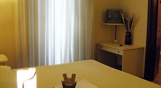 B&B La Dimora Di Nettuno, Забронировать Отель «постель и завтрак» Кьяйя Неаполь, рядом с Mergellina Metro Station