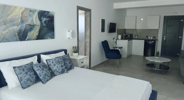 All Blue Suites, Prenota Hotel Ambelas Paro