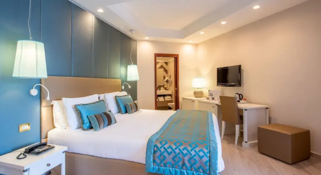 Двухместный номер Superior с балконом и с видом на сад Nastro Azzurro Resort