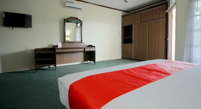 Люкс Deluxe с балконом OYO 2360 Hotel Rio