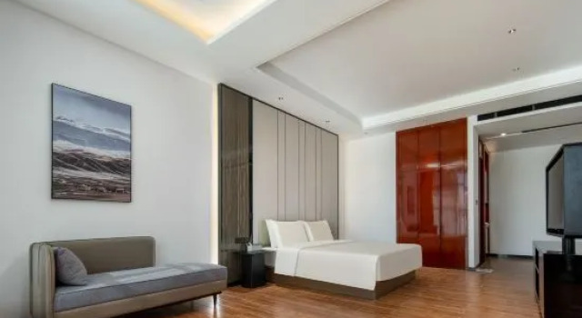Люкс с балконом Atour X Hotel Shenzhen Jiaochangwei