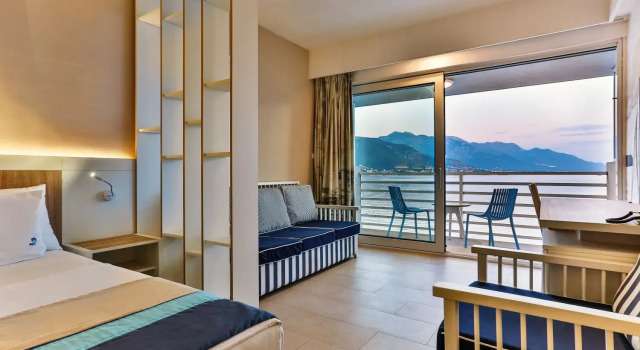 Номер Superior Carine Hotel Delfin