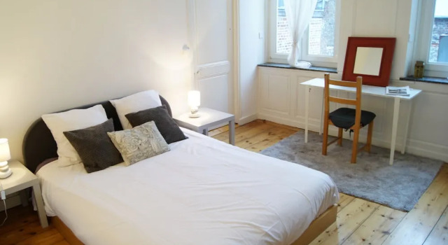 Appart Hôtel Lille - MARGAUX, Rezervovat Hotel Hotely v Wazemmes s parkováním, Parkování