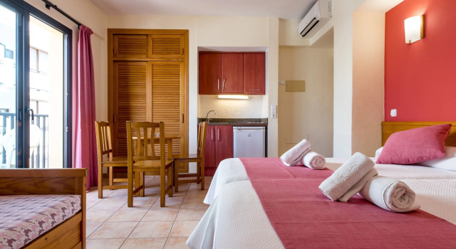 Apartamentos Casa Maria, Book Apartment Sant Antoni de Portmany 