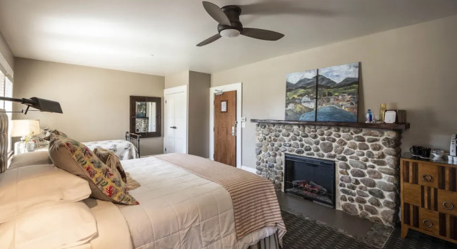 Трёхместный семейный номер Standard Hotel Broad Ripple
