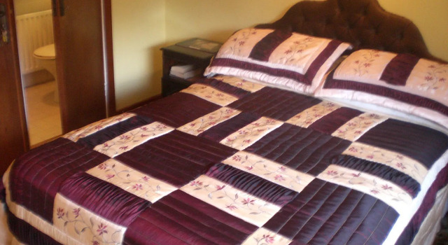 Palm Grove Guesthouse, Buchen Sie Hotel Hotels in Tipperary County mit Parkplatz, Parkplätze