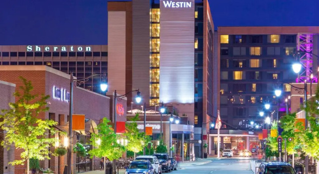 Четырёхместный номер Standard The Westin Birmingham