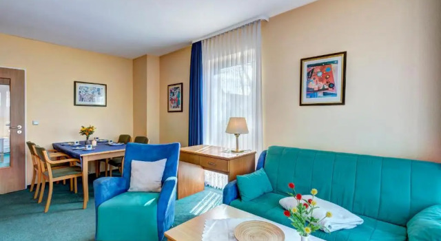Am Schloonsee Haus C - Apartments mit Strandkorb, Book Apartment Heringsdorf Usedom