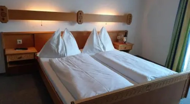 Bauernhof Burglehen, Rezerwuj Hotel Hotele w Salzburg z parkingiem, Parking