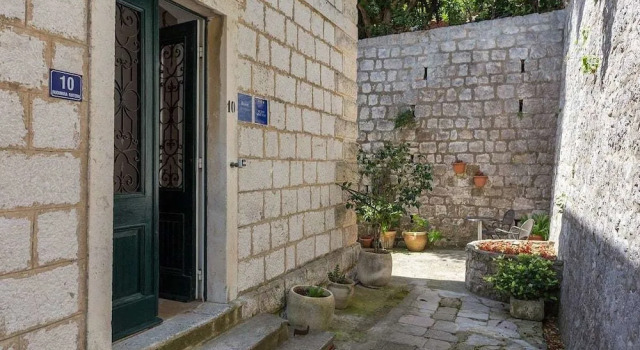 Gradac Apartment