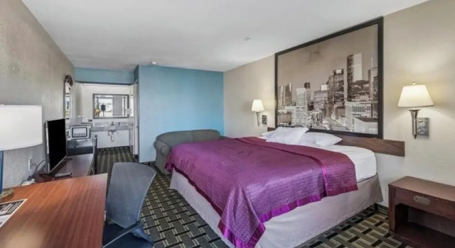 Hotel Blue Baytown TX