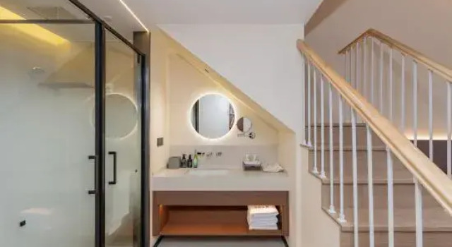 Quxiang Yazhu Chufeng Courtyard Homestay (Jiuge Alley)