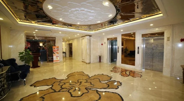 Run Zeng Hotel, Book Hotel Hotels in Dandong with Parking, Parking