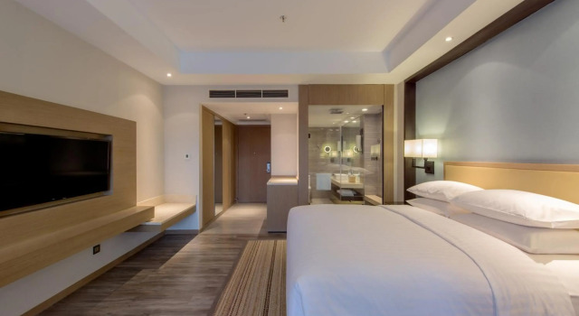Courtyard by Marriott Siem Reap Resort, Забронировать Курортный отель Сиемреап Провинция Сием-Рип, рядом с Rosana Broadway