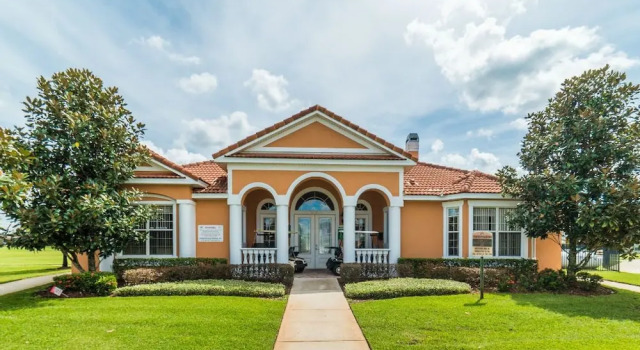 Four Bedroom Vacation Home Near Disney 47Rr23, Varaa Lomakeskus Hotellit Kissimmee pysäköinnillä, Pysäköinti