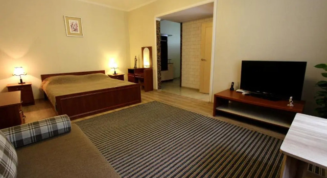 Nadezhda Apartment on Nauryzbay Batyra 37/1, Забронировать Апартаменты/квартира Апартаменты Алматы, рядом с Станция метро Алмалы, Апартаменты/квартира