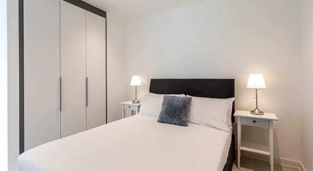 Whitechapel Modern Studio Flat