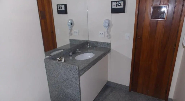 Четырёхместный номер Deluxe Mirador Rio Copacabana Hotel