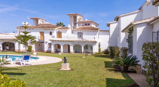Pueblo Andaluz