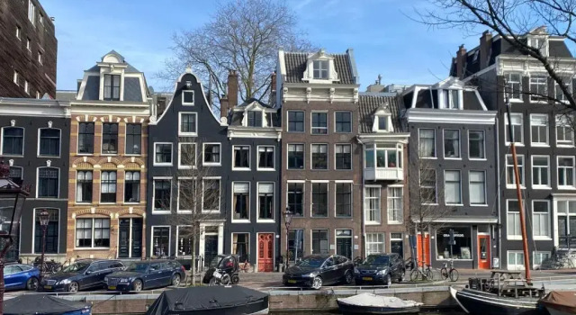 Prinsengracht Canal View Apartments