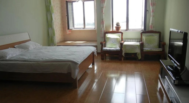 Halar Paradise Grassland ApartHotel, Book Condo Hotel Hotels in Inner Mongolia with Parking, Parking