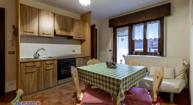 MARI, small three room apartment. (022036-AT-065138)-371 MARI