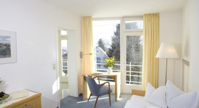 Privatklinik & Gesundheitshotel Am Schlossberg, Prenota Hotel Bad Groenenbach Algovia