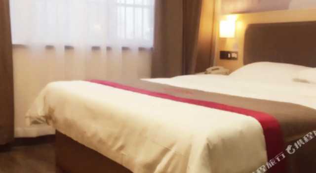 Shankee Hotel (Fuyang Funan County Government), Prenota Hotel Hotel a Anhui con parcheggio, Parcheggio