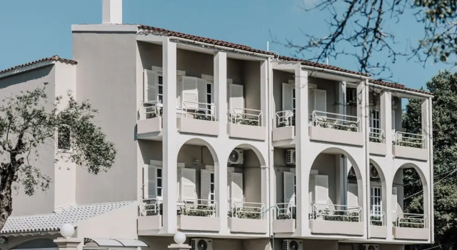 Pelithea Aparthotel