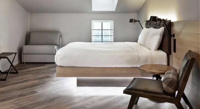 Люкс Moxy Lille City