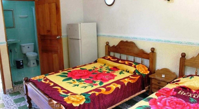 Hostal El Rubio, Rezervovat Hotel Hotely v Sancti Spiritus s parkováním, Parkování